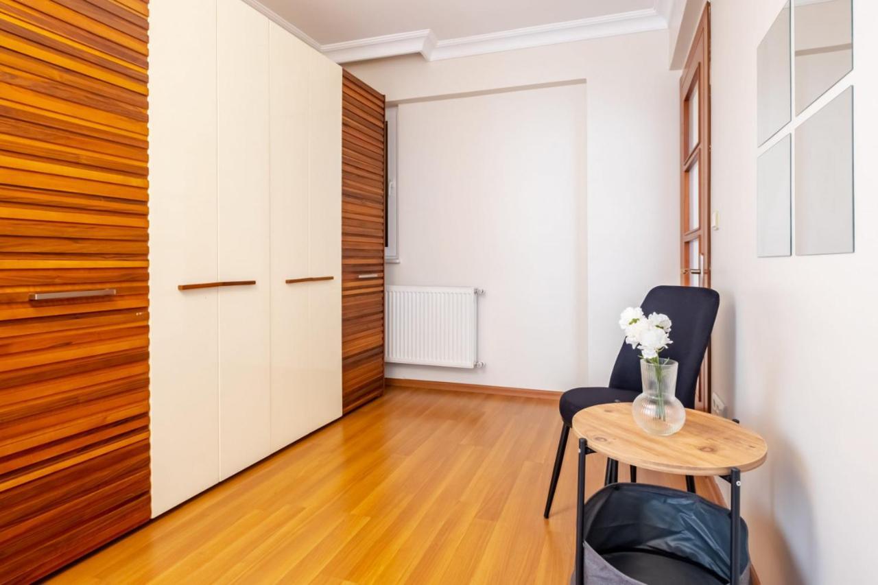 Comfy Flat Near Popular Attractions In Sisli Istambul Exterior foto